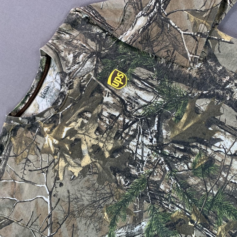 Russell Outdoors Shirt Mens 2XL Brown Camo UPS Short Sleeve Realtree Hunting Tee